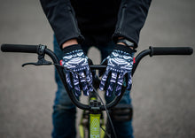 Load image into Gallery viewer, Shield Protectives Gloves King