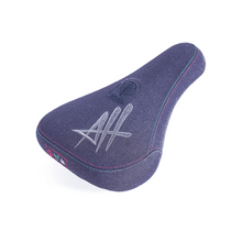 Load image into Gallery viewer, Colony  Pivotal Seat Fat Size Alex Hiam Signature