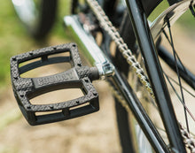 Load image into Gallery viewer, Colony Fantastic Plastic Pedals 9/16"