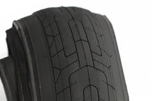 Load image into Gallery viewer, Colony Grip Lock LITE Tyre FOLDING Bead 20 x 2.2"