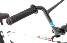 Load image into Gallery viewer, Colony Sweet Tooth 20.7″ Complete Bike