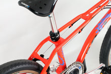 Load image into Gallery viewer, HARO LINEAGE AIR MASTER BASHGUARD 20" COMPLETE BMX BIKE