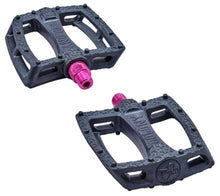 Load image into Gallery viewer, Colony Fantastic Plastic Pedals 9/16&quot;
