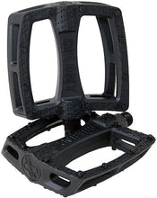 Load image into Gallery viewer, Colony Fantastic Plastic Pedals 9/16&quot;
